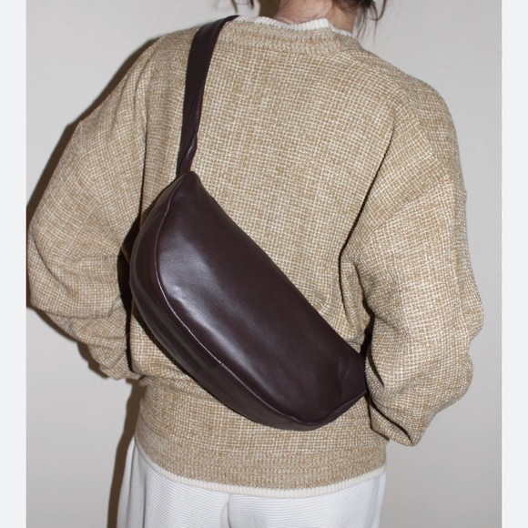 St. Agni Soft Crescent Bag in Chocolate Brown - Picture 5 of 15